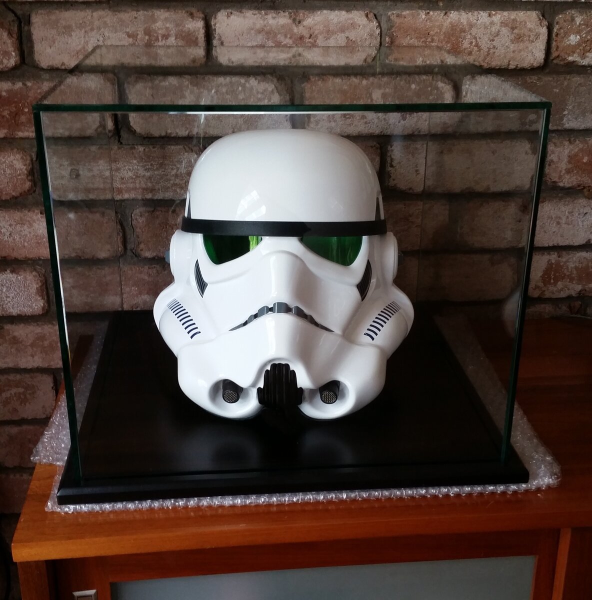 Cases for all types of memorabilia